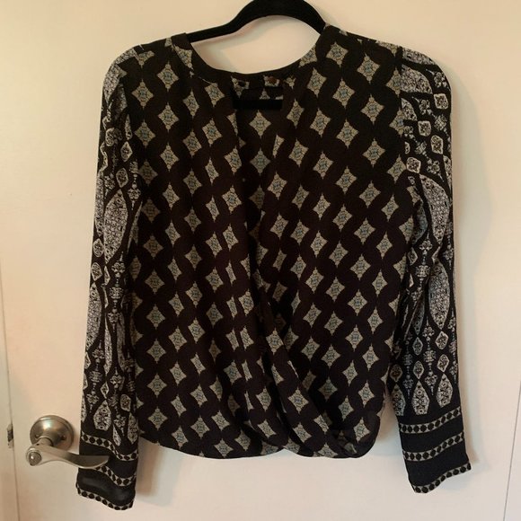 Long sleeve blouse by BCBG - Picture 1 of 5